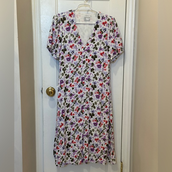 FRANK AND OAK - Floral V-Neck button-down Maxi Dress - Picture 2 of 6